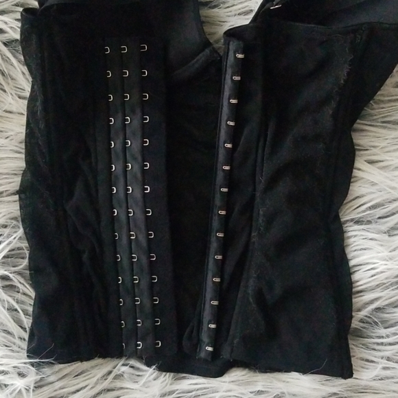 Black Jewelled Mesh Boned Bustier - Picture 3 of 4